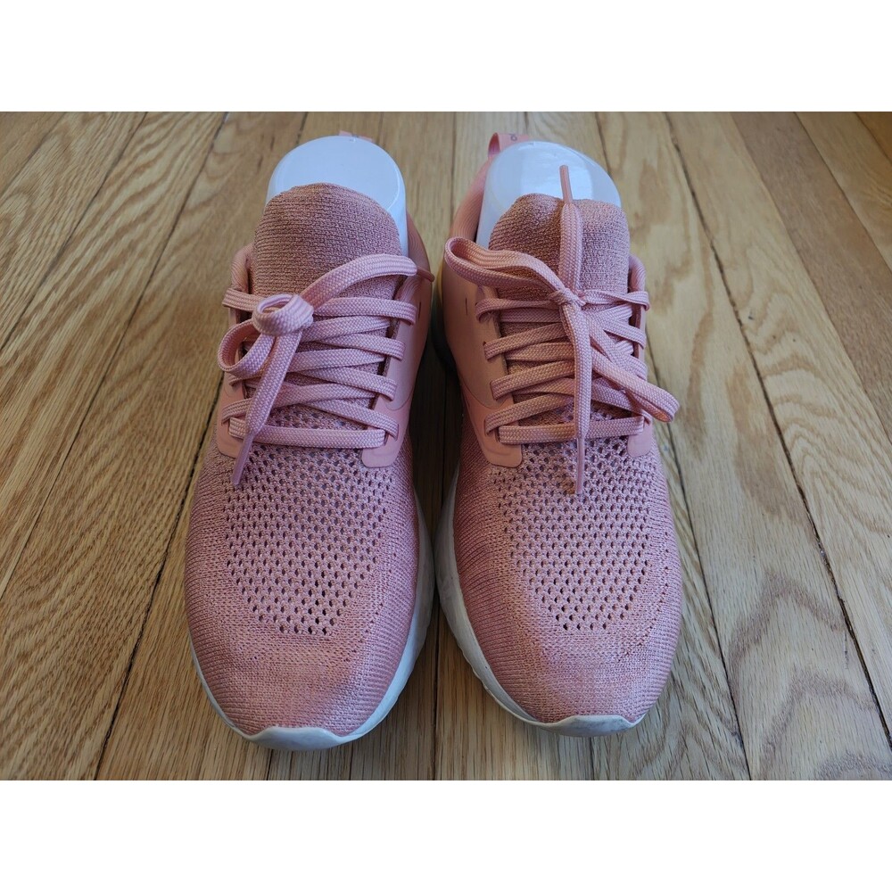 Nike Odyssey React 2 Flyknit Sneakers Women’s 7.5 Pink Running Shoe